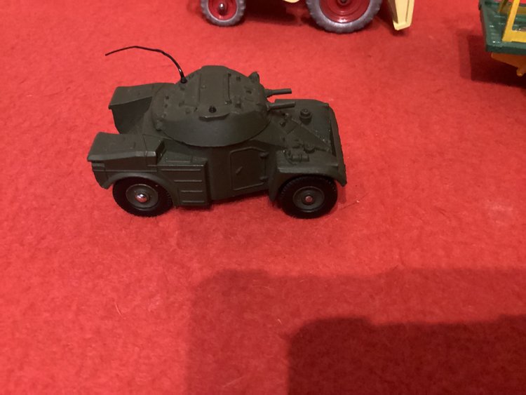 Tre Dinkytoy