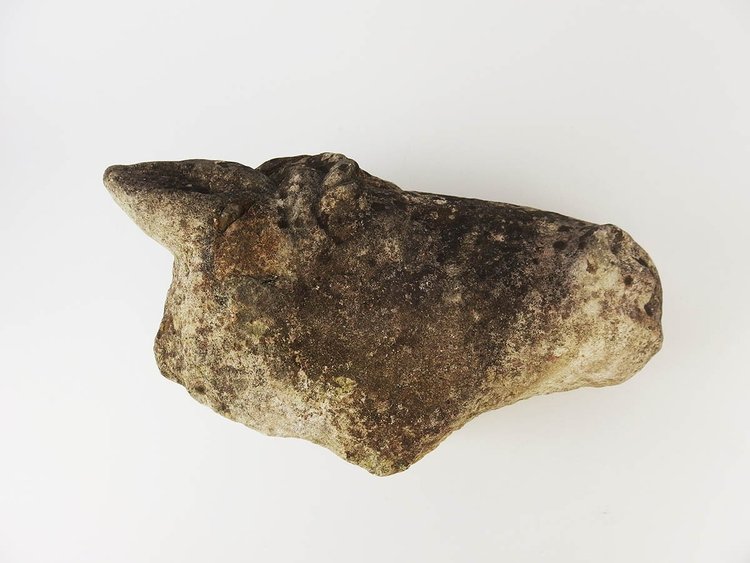 Pferdekopf aus Stein