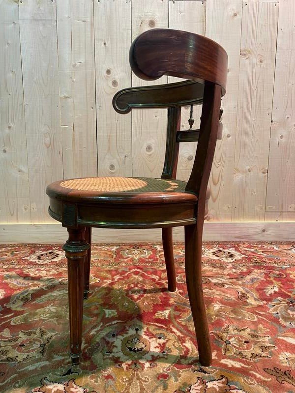 Fauteuil de bureau Louis XVI en acajou et cannage 