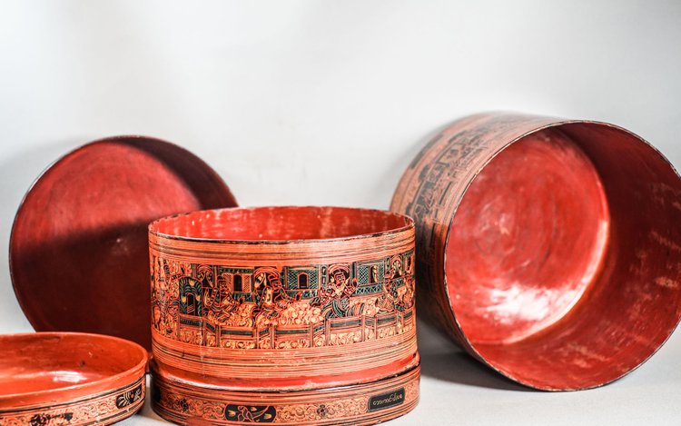 Betel box, Burma 4