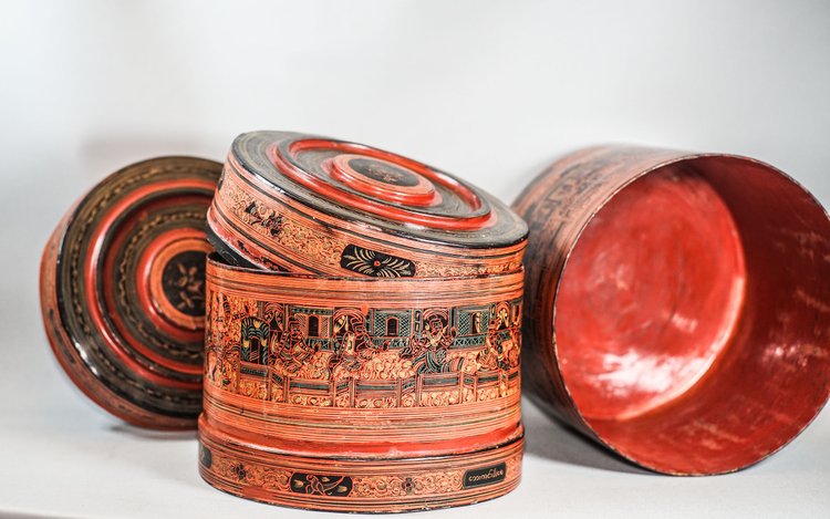 Betel box, Burma 4