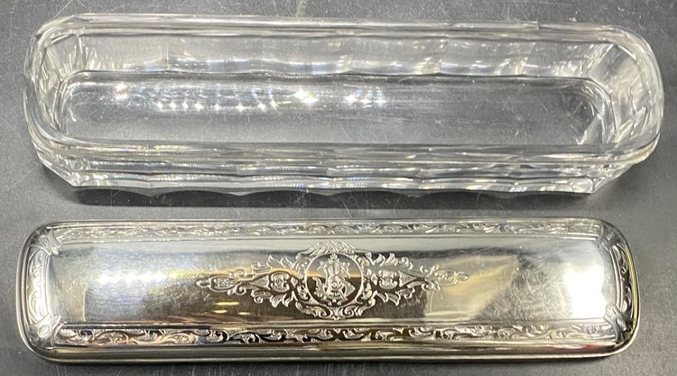 BRUSH BOX