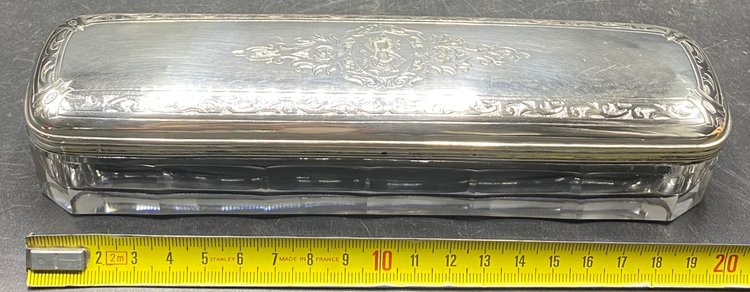 BRUSH BOX