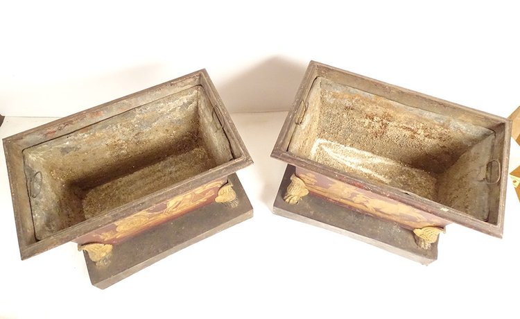 Pair of Empire planters, painted sheet metal, gilding, mythological chariot gods, 19th century