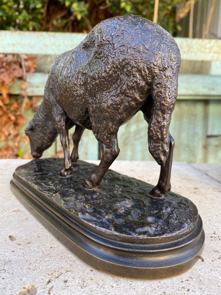 Broutant-Schaf aus Bronze mit brauner Patina 19. Jahrhundert, signiert Rosa Bonheur (1822-1899).