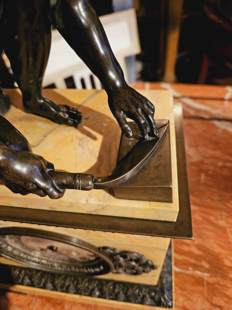 l'Arrotino, Rotatore, Le Scythe écorcheur, Bronze Sur Pendule Vers 1820