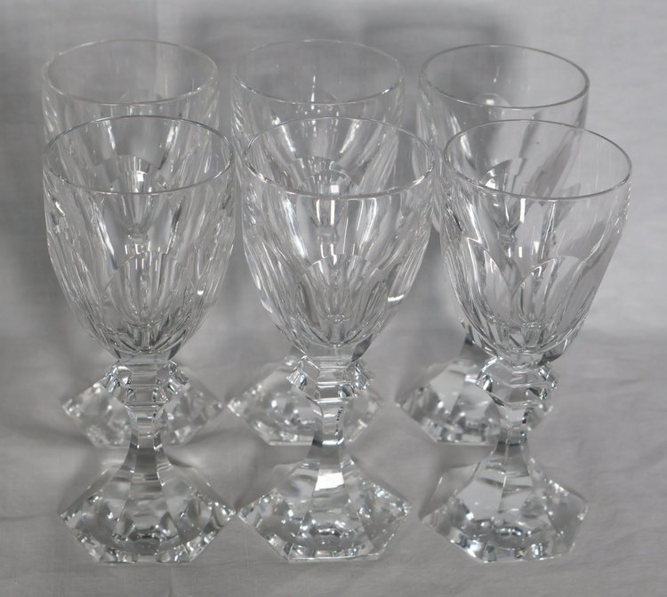 Série De 13 Verres à vin blanc Saint Louis Modèle Chambord