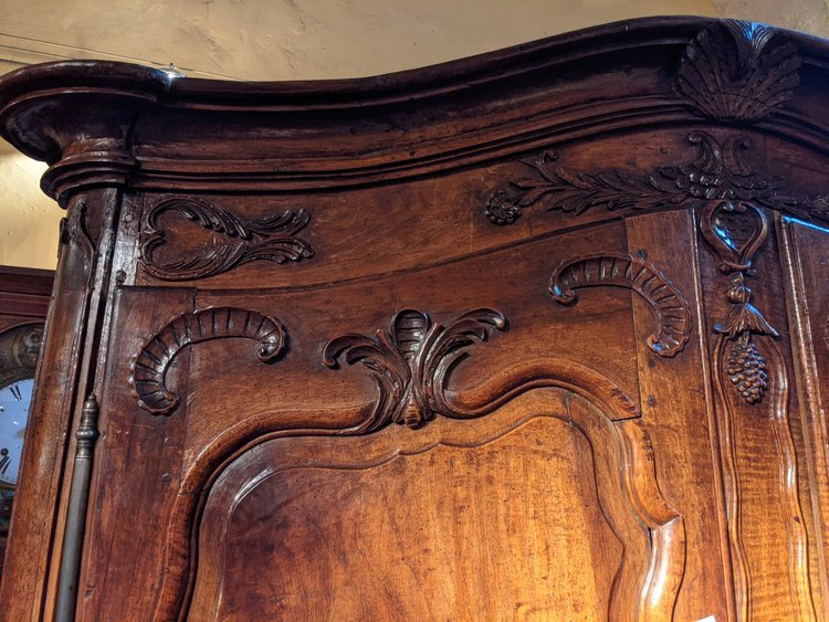Un bellissimo guardaroba Regency