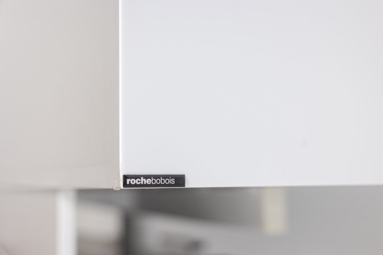 Roche Bobois. Credenza "cinetica" in bianco e nero. 1990's. LS60981708I