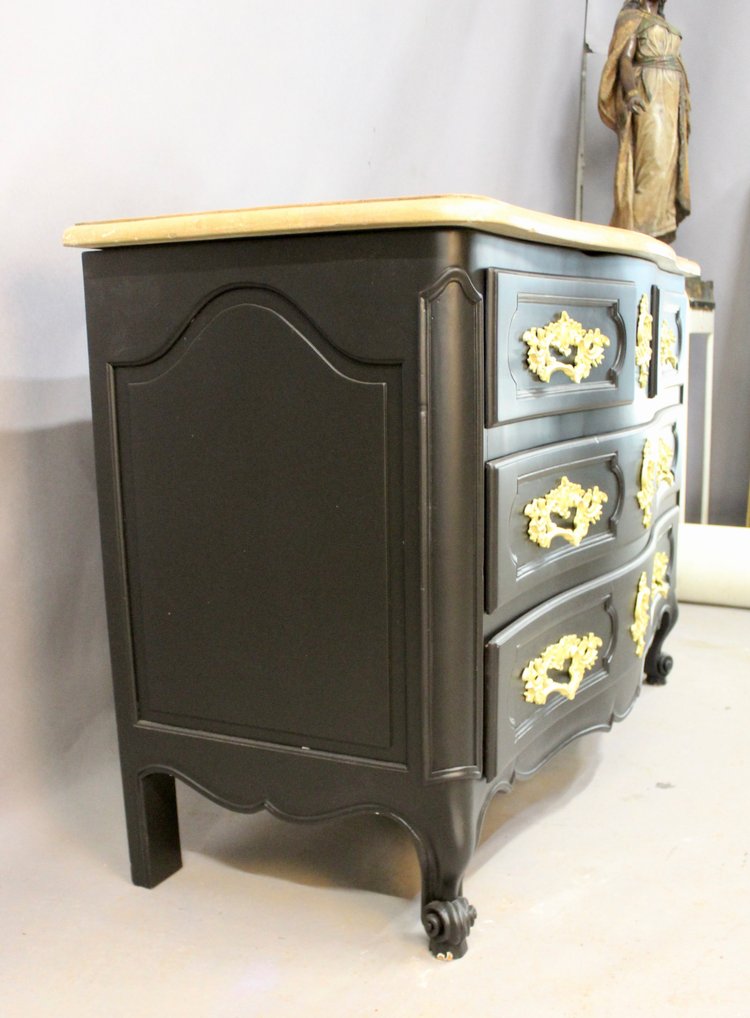 Curved chest of drawers Black lacquer finish