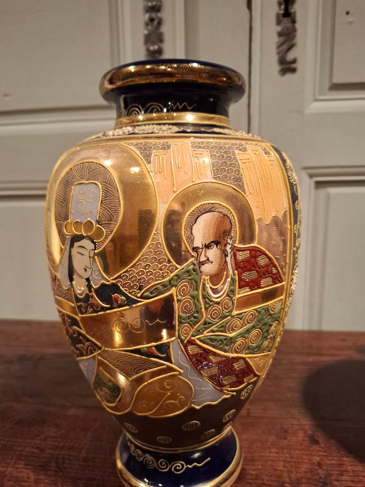 Coppia di vasi in ceramica, Satsuma Giappone XIX secolo.