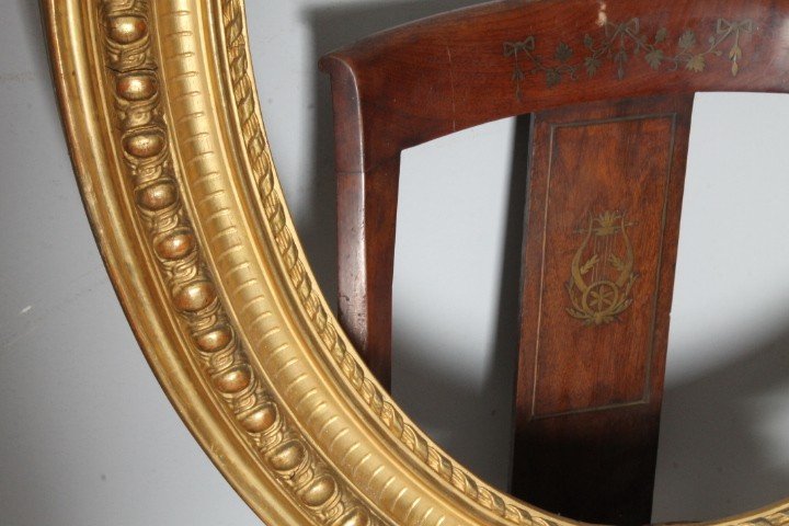  Antique pair of 1840s gilded gold leaf oval beak frames . Measure 98 x 80