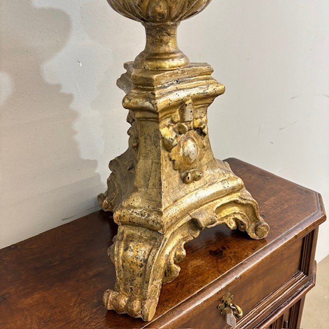 Candélabre ancien - Bougeoir doré d'époque Louis XVI vers 1770. H 104