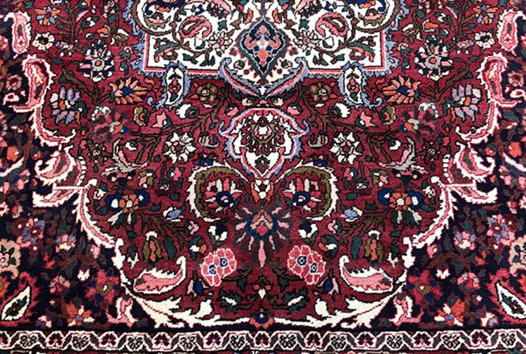 Bakhtiar wool carpet, hand-knotted, with floral design