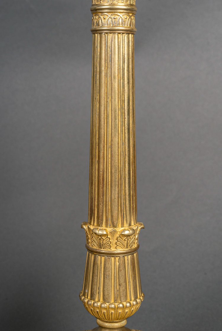 Gérard Jean Galle (1788-1846) Coppia di candelieri in bronzo finemente cesellato e dorato, 1820 ca.