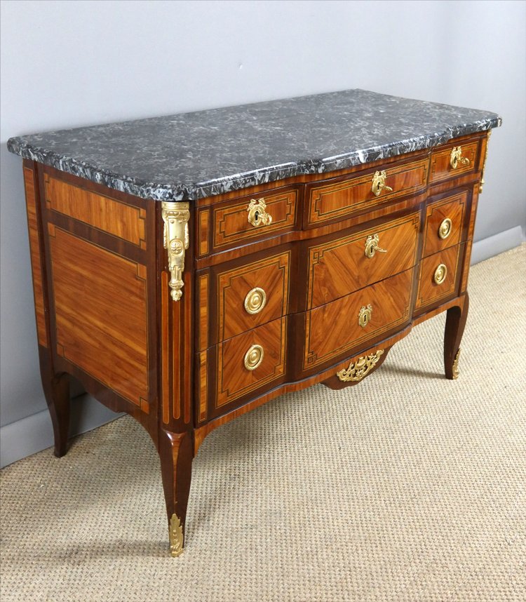 18th century chest of drawers