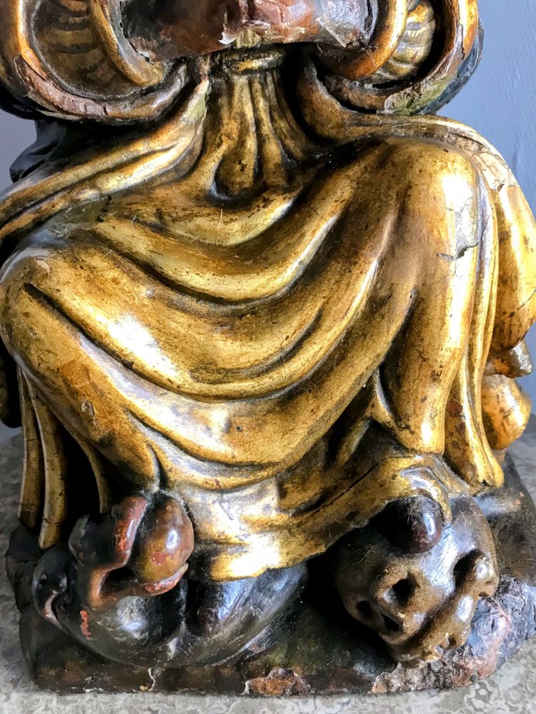 Madone hispano-flamande en bois polychrome et doré 