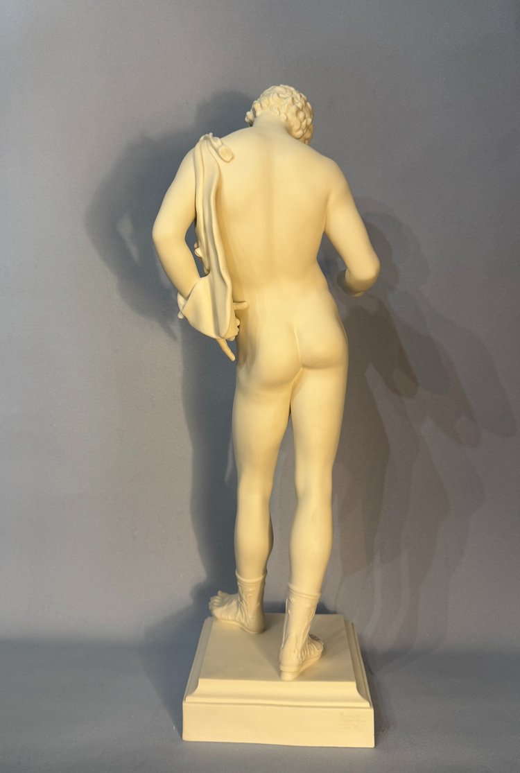 Gustavsberger Manufaktur Narziss von Pompeji oder Dyonisos Biskuitskulptur.