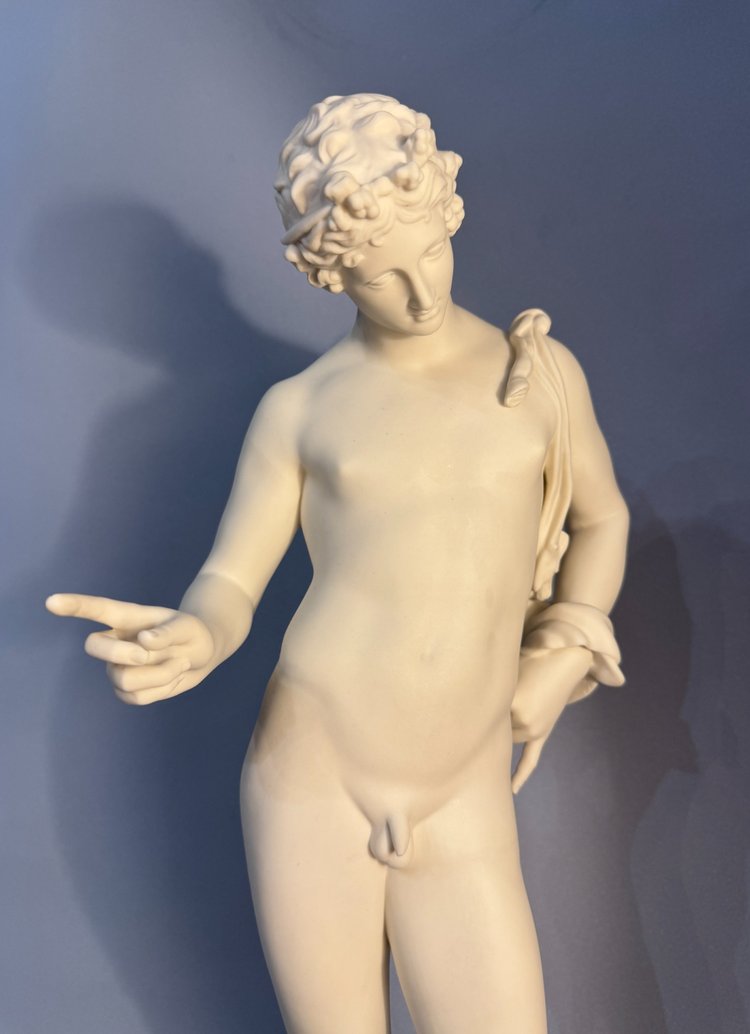 Gustavsberger Manufaktur Narziss von Pompeji oder Dyonisos Biskuitskulptur.