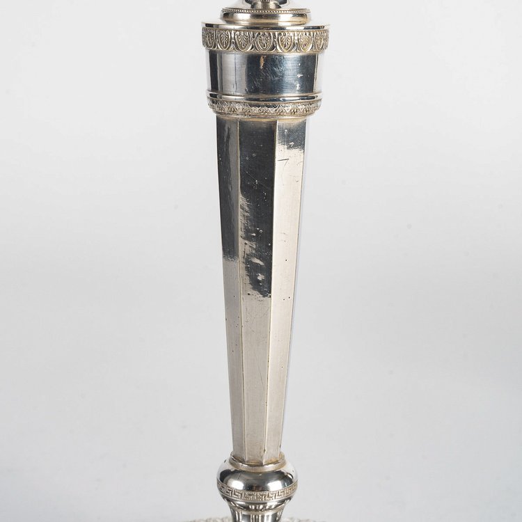 André Antoine Ravrio (1759-1814) Pair of octagonal silvered bronze candlesticks circa 1808-1810