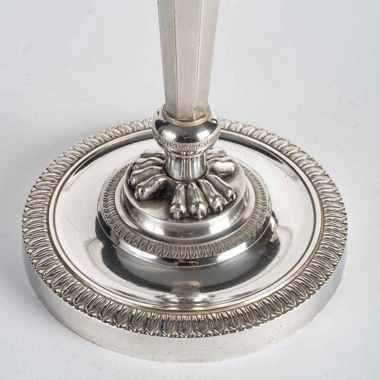 André Antoine Ravrio (1759-1814) Pair of octagonal silvered bronze candlesticks circa 1808-1810