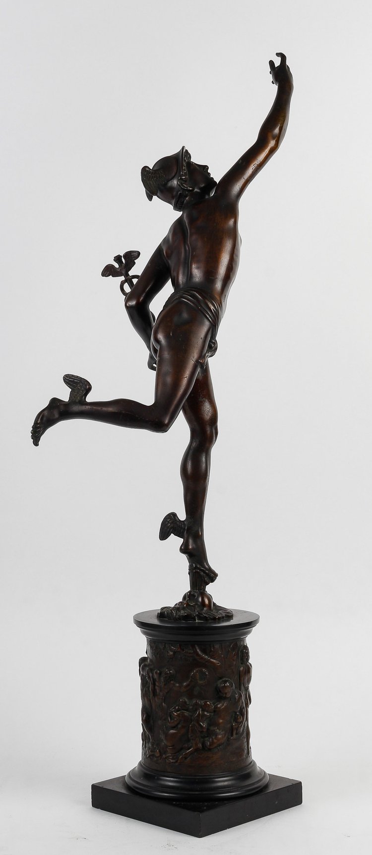 Bronze aus dem 19. Jahrhundert mit brauner Patina - Der fliegende Merkur nach Jean de Bologne