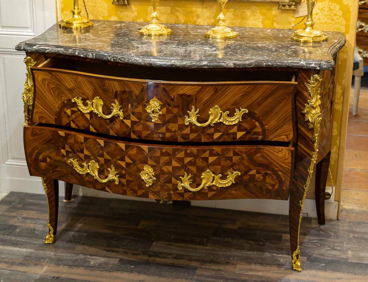 Gilles Joubert e Roger Vandercruse dit Lacroix Cassettiera con ponticello 1755 ca.