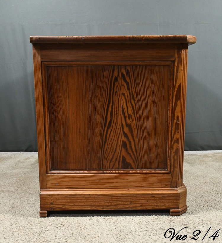 Small chest of drawers in Pitchpin - 1930