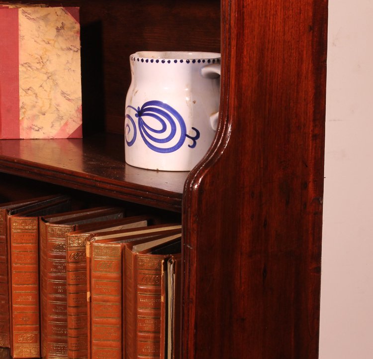 Libreria a cascata in mogano del XIX secolo