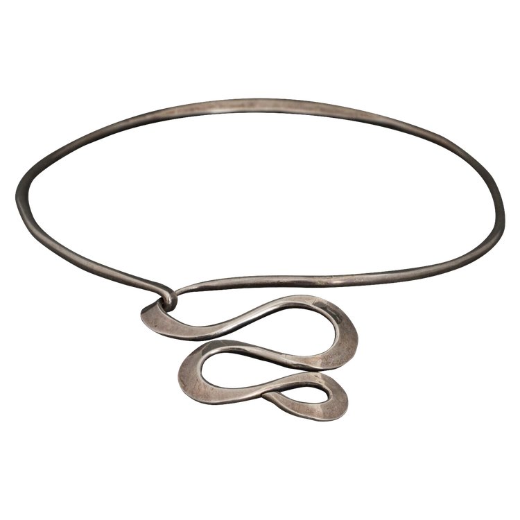 Rigid 1960-1970 modernist silver necklace with Crab hallmark 39 grams