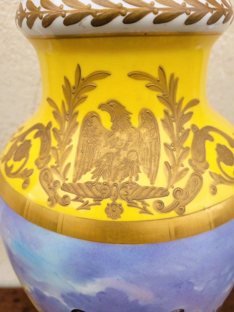 Bataille  Napoléonienne, Grand Vase En Porcelaine Jaune, XIXème Siècle