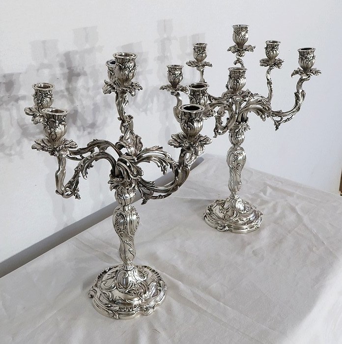 Paire de Candélabres en Bronze Argenté, style Louis XV – XIXe