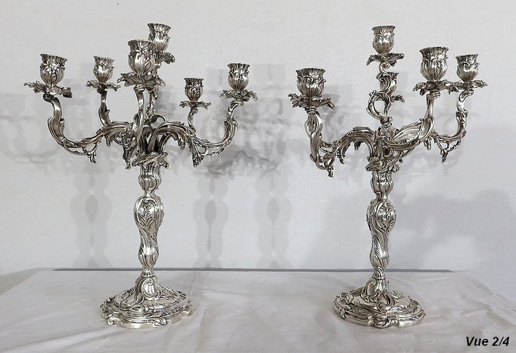 Paire de Candélabres en Bronze Argenté, style Louis XV – XIXe