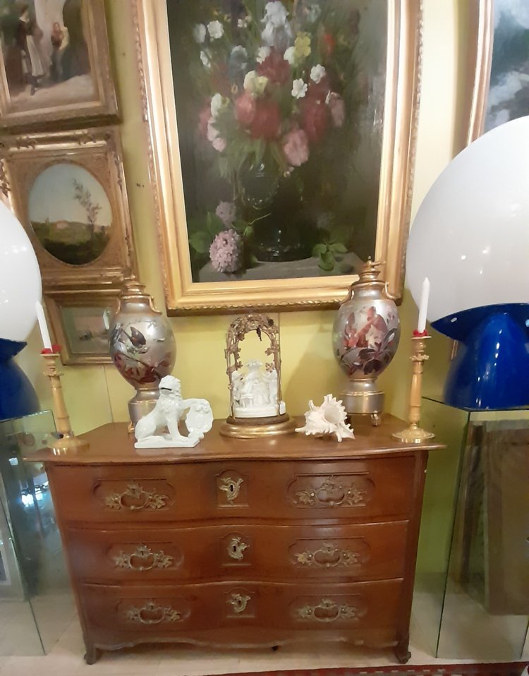 Cassettone antico in noce a 3 cassetti
