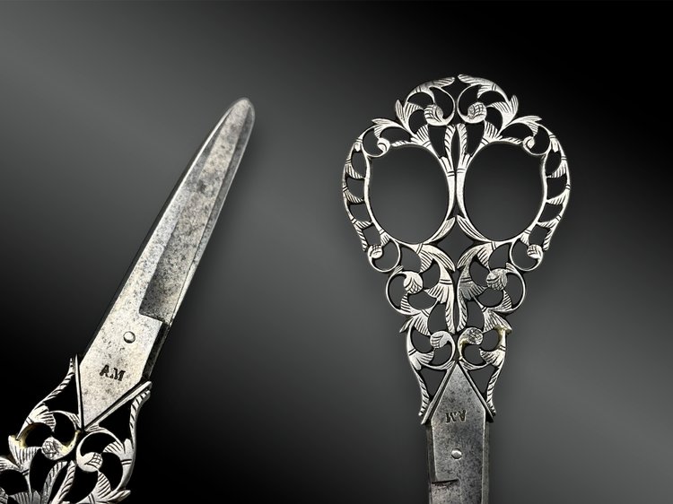 Set di SETTE COPPIE DI CISEAUX - Francia e Inghilterra - Fine XIX secolo e circa 1900
