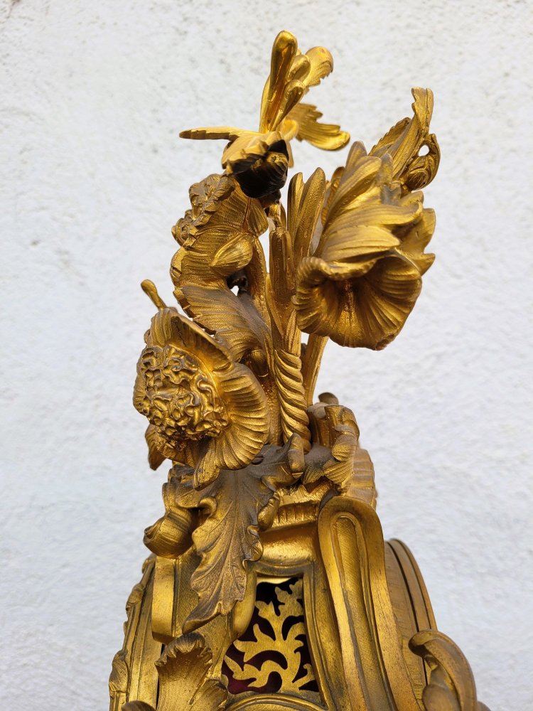 Gilt Bronze Rocaille Clock, Napoleon III, 19th Century