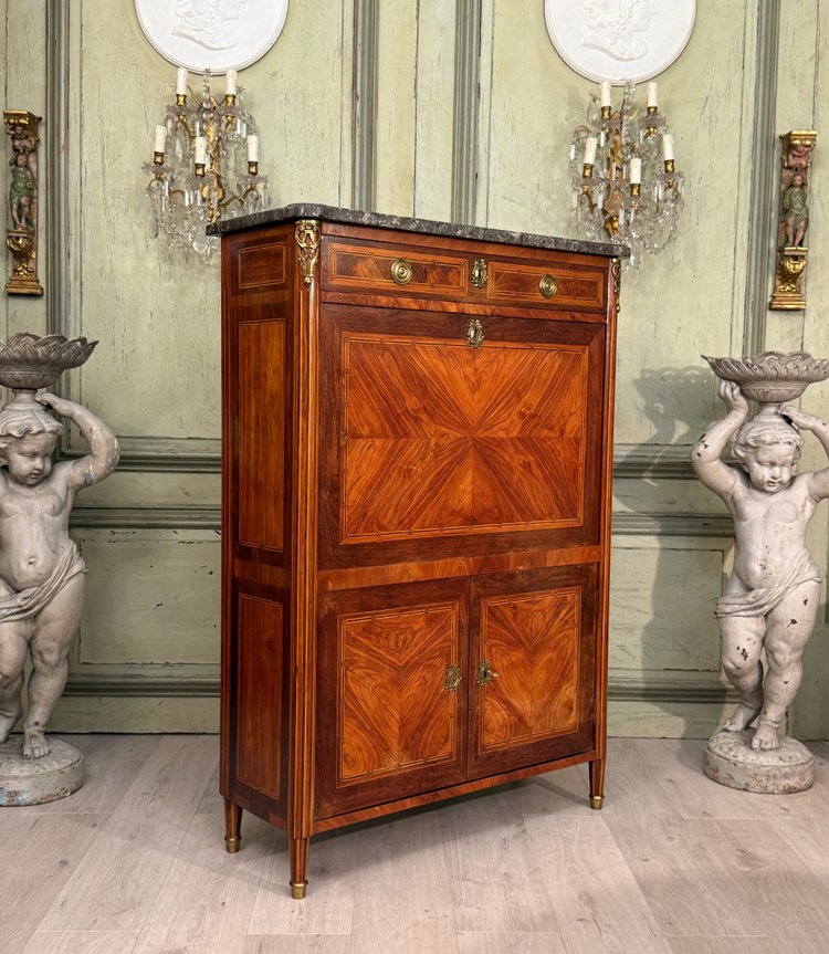 Scrittoio intarsiato di epoca Luigi XVI Circa 1780