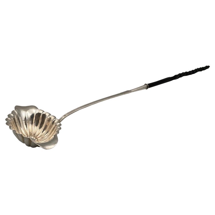 Louche à dessert en argent PB Berthier Philippe Minerve Bigorne XIXe