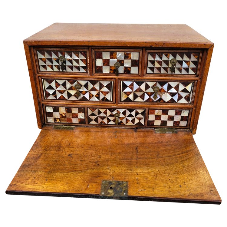 Gabinetto siriano in madreperla, XIX secolo