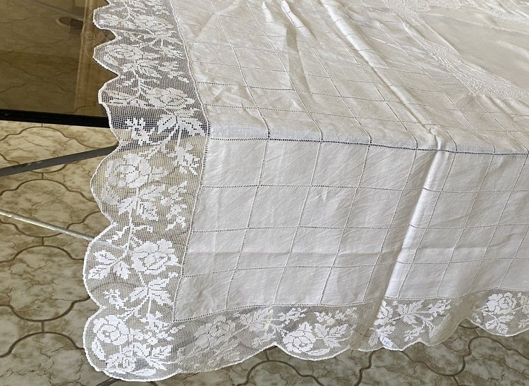 Linen Thread Square Tablecloth Early XXth Century