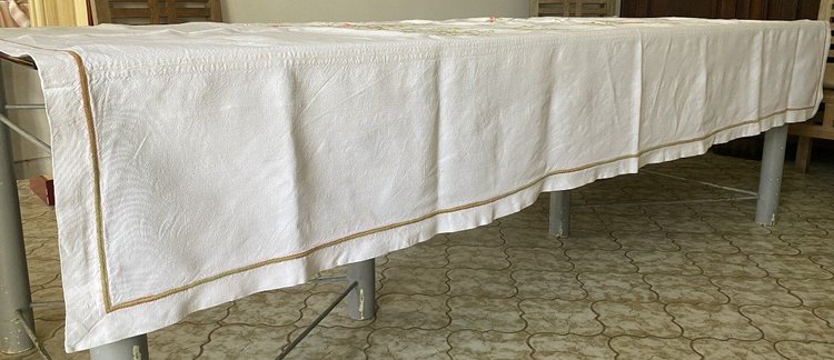 Linen Tablecloth Embroidered With Flowers And Arabesques 19th C.