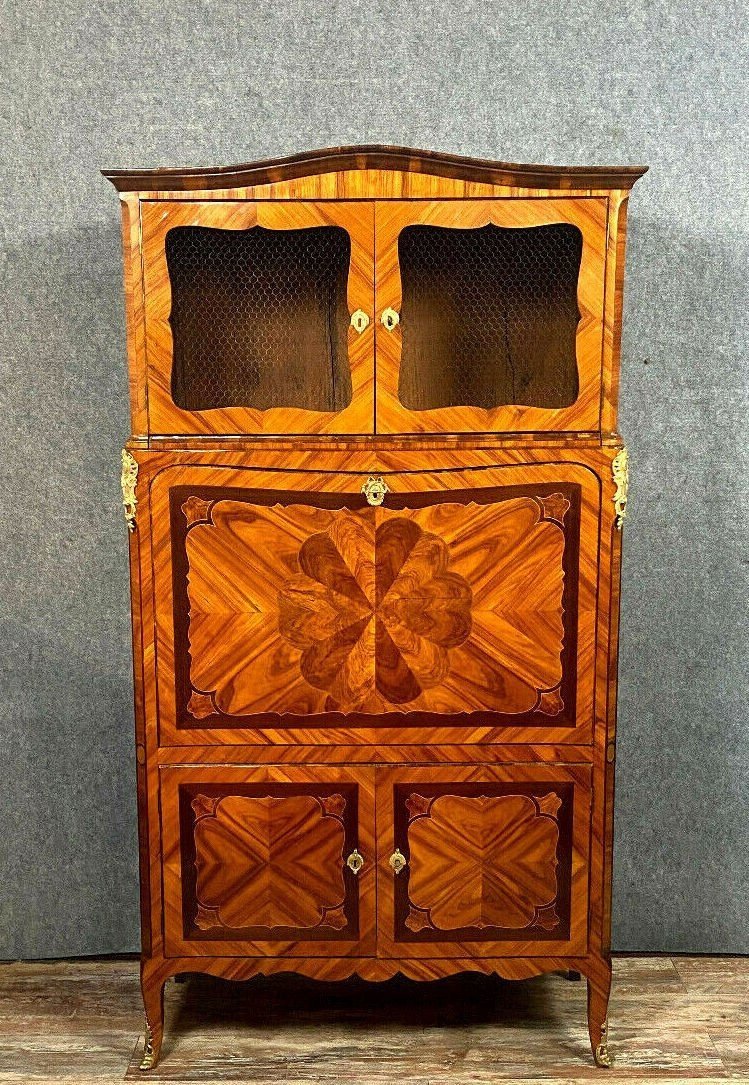 Dans l'esprit de Thomas Hache : exceptionnel secrétaire Guillotine époque Louis XV en marqueterie