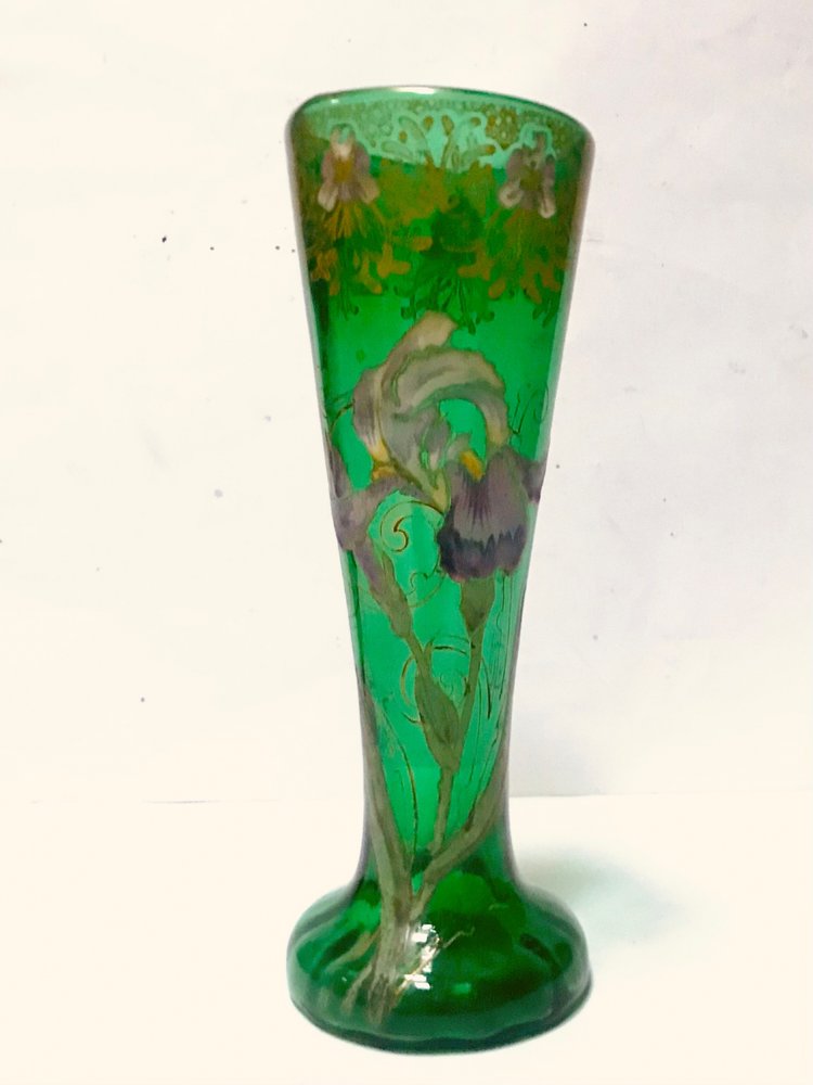 Art-Nouveau-Vase aus farbigem Glas / Emaille Legras