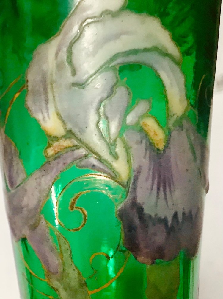 Art-Nouveau-Vase aus farbigem Glas / Emaille Legras
