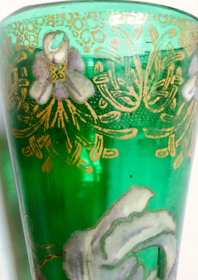 Art-Nouveau-Vase aus farbigem Glas / Emaille Legras