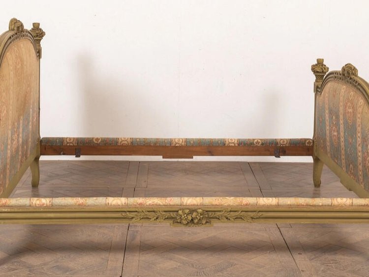 Richly carved Louis XV style bed 160 cm