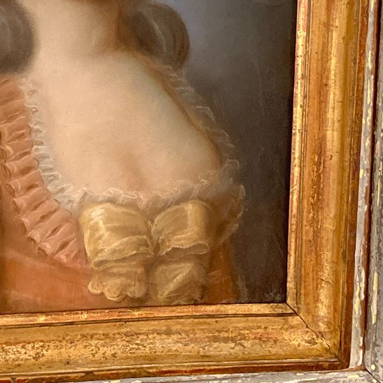 Portrait de jeune femme d'époque Louis XVI pastel