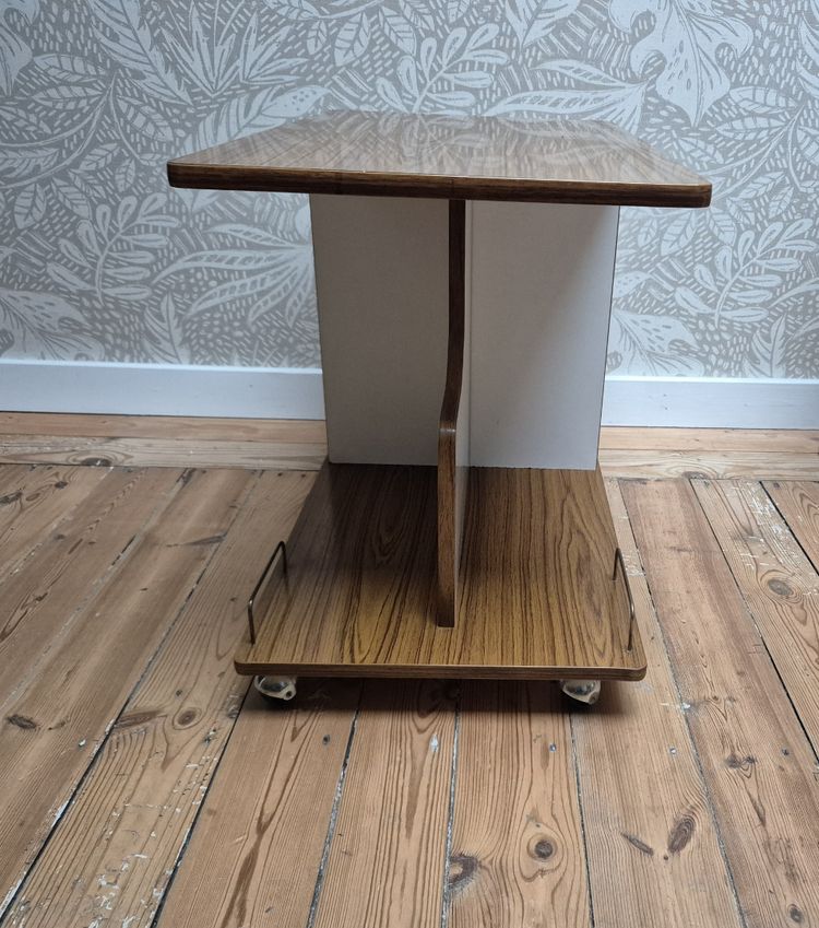 Bar di servizio in formica e legno, 19 anni circa