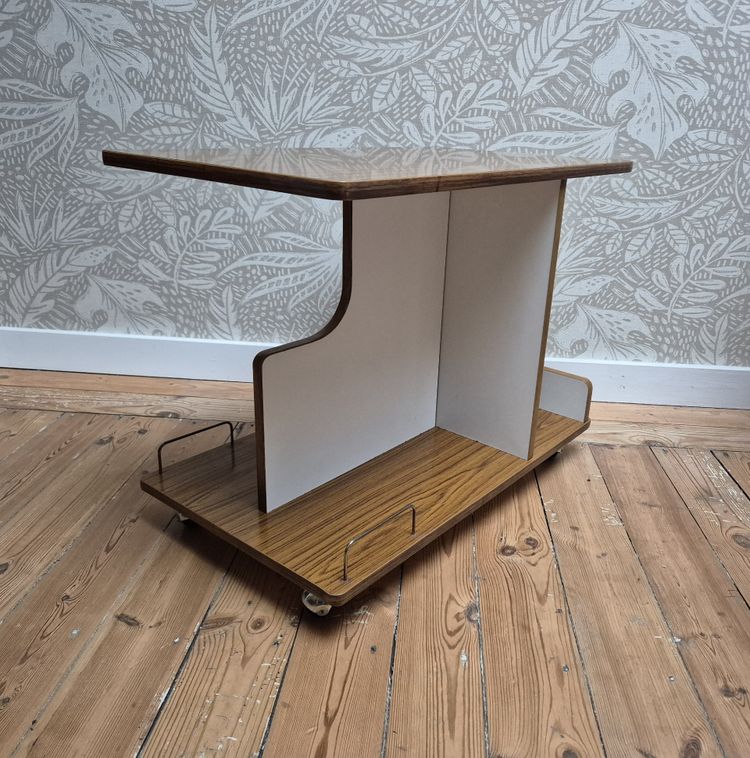 Bar di servizio in formica e legno, 19 anni circa