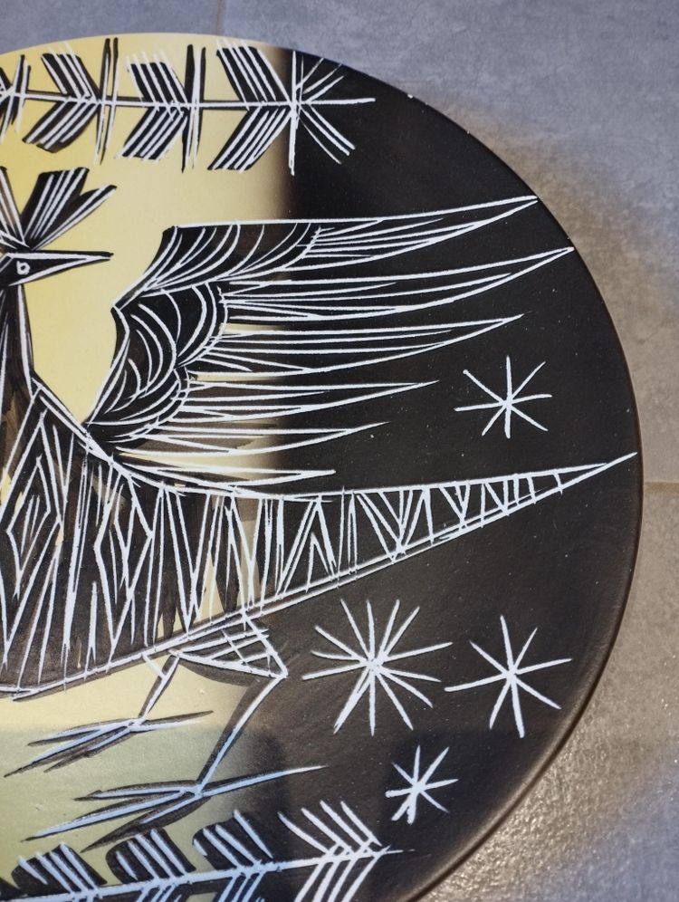 Vallauris plate with incised decoration.